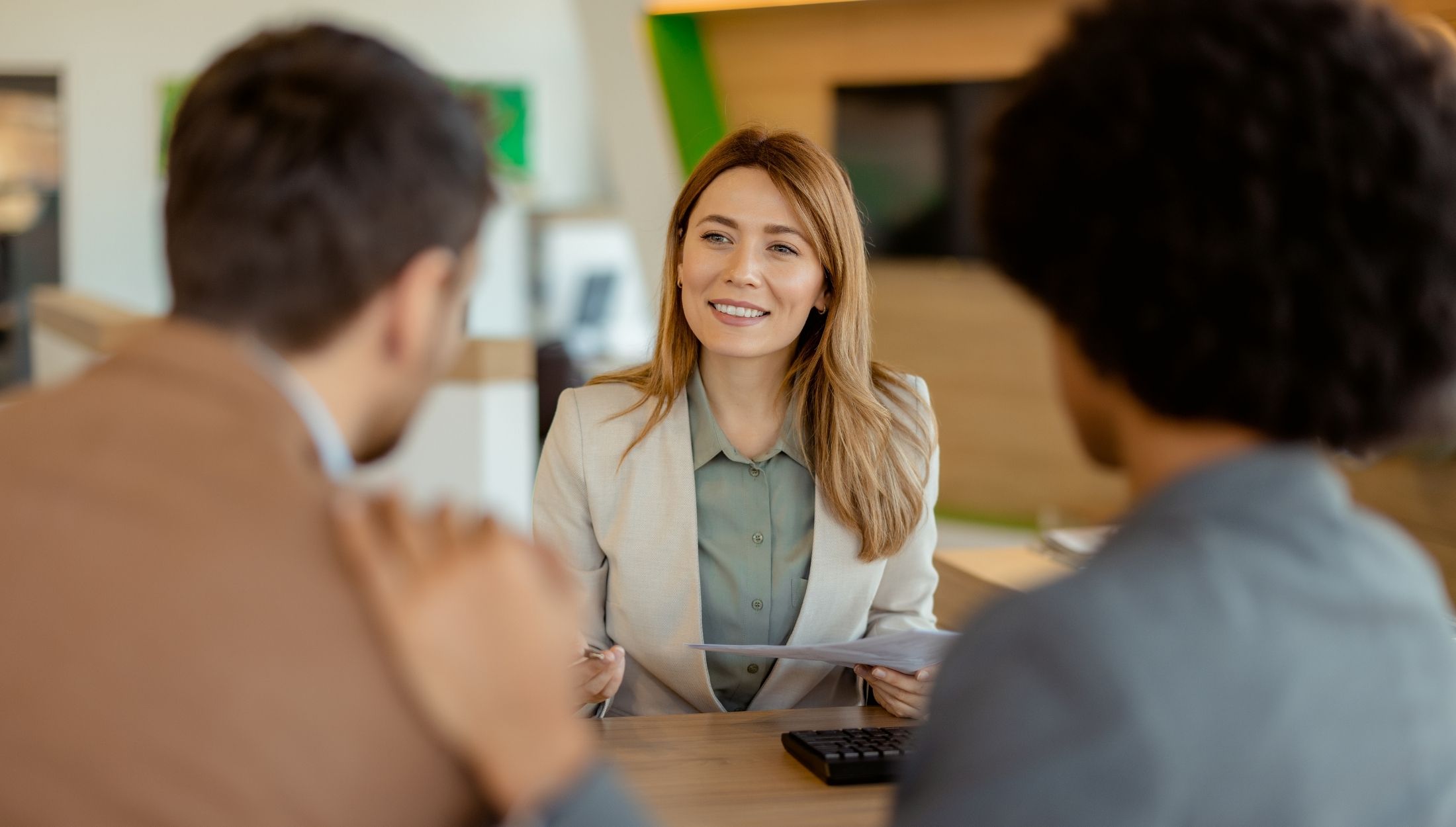Bien préparer son entretien d’embauche : conseils pratiques de recruteurs